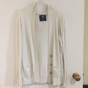 American Eagle Off White Sweater